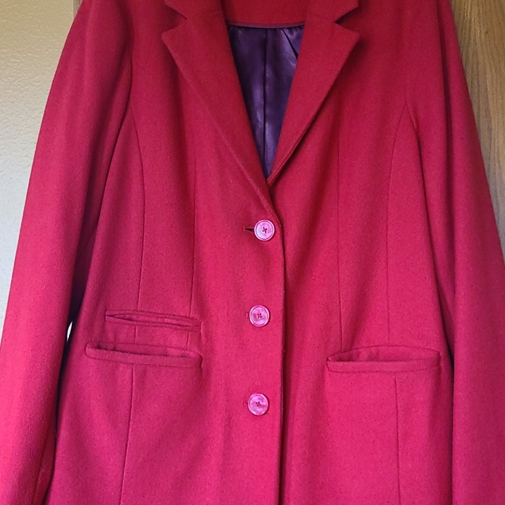 Coat - Picture 4 of 4